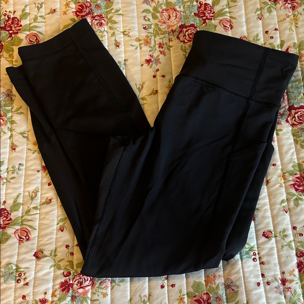 Lululemon black leggings women’s size 4